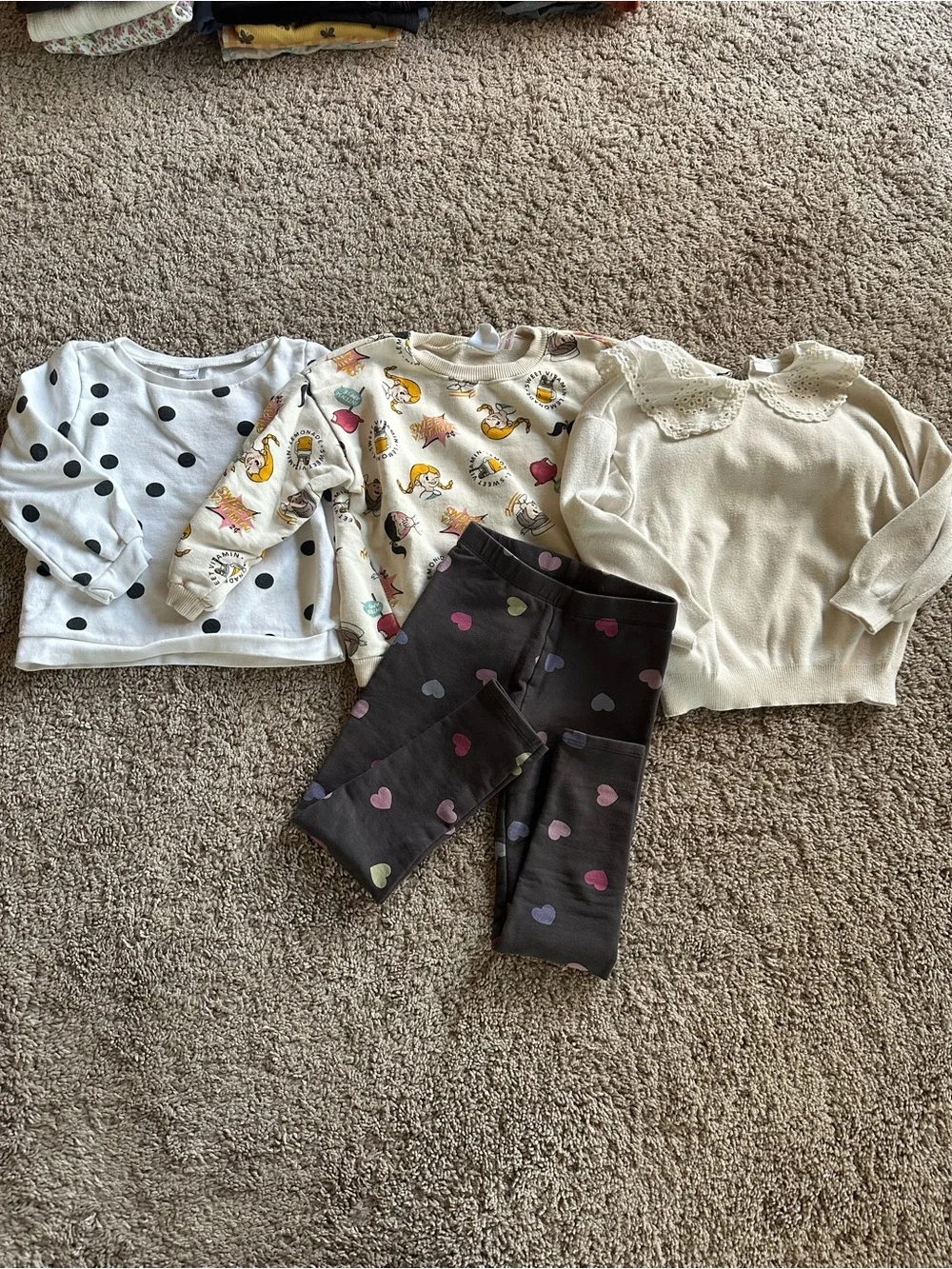 4Piece Bundl Heart Leggings and Mixed Tops Set - Cream, White, Black, Multicolor